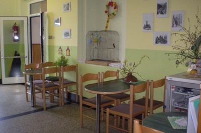 1. patro s jídelnou a kantýnou